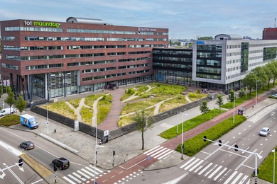 Bekijk foto 2 van Transformatorweg 74