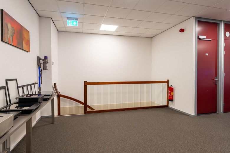 KantoorruimteaanIppelseweg 15 b<br/> inNieuwendijk KantoorruimteaanIppelseweg 15 b<br/> inNieuwendijk
