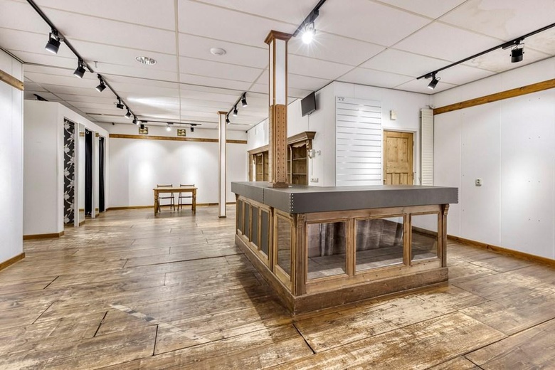 WinkelruimteaanKaaistraat 44<br/> inSteenbergen WinkelruimteaanKaaistraat 44<br/> inSteenbergen