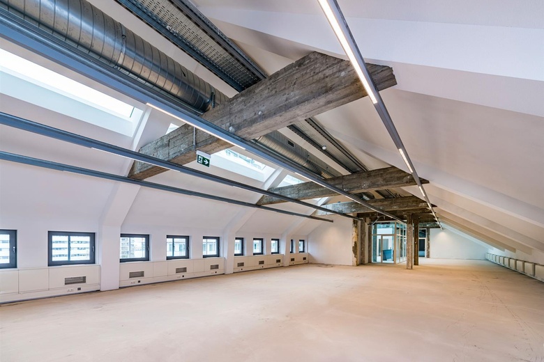 KantoorruimteaanCoolsingel 135<br/> inRotterdam KantoorruimteaanCoolsingel 135<br/> inRotterdam