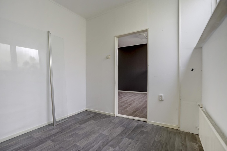 BedrijfsruimteaanJachthuisstraat 5<br/> inKloetinge BedrijfsruimteaanJachthuisstraat 5<br/> inKloetinge