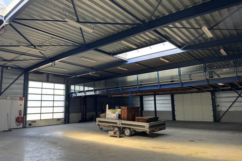 BedrijfsruimteaanHoofdweg 82<br/> inCapelle aan den IJssel