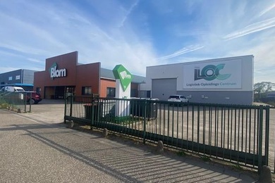 Bekijk foto 2 van Handelsweg 11