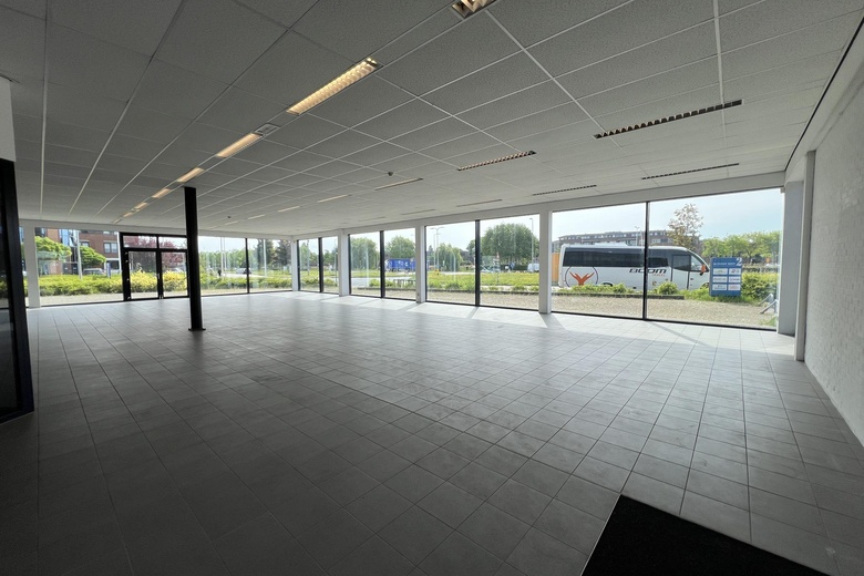 BedrijfsruimteaanBijdorpplein 1<br/> inBarendrecht BedrijfsruimteaanBijdorpplein 1<br/> inBarendrecht
