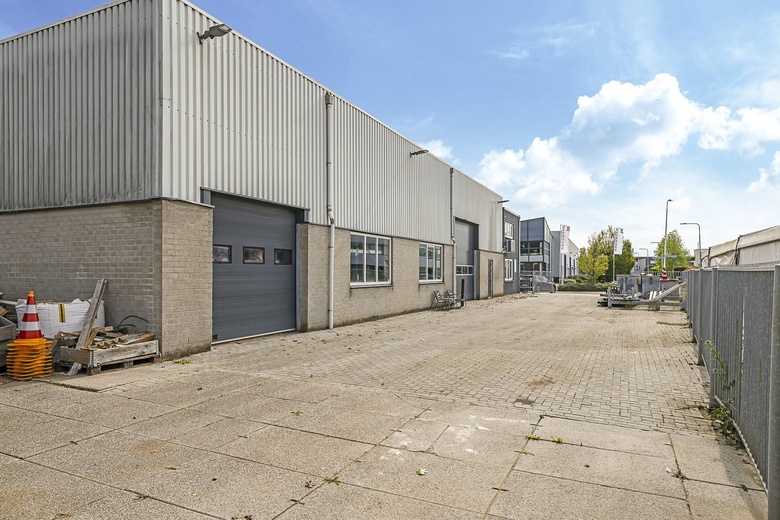 BedrijfsruimteaanNijverheidsweg 1<br/> inHengelo BedrijfsruimteaanNijverheidsweg 1<br/> inHengelo