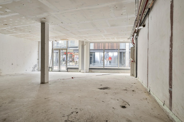 WinkelruimteaanRoggestraat 42<br/> inArnhem WinkelruimteaanRoggestraat 42<br/> inArnhem