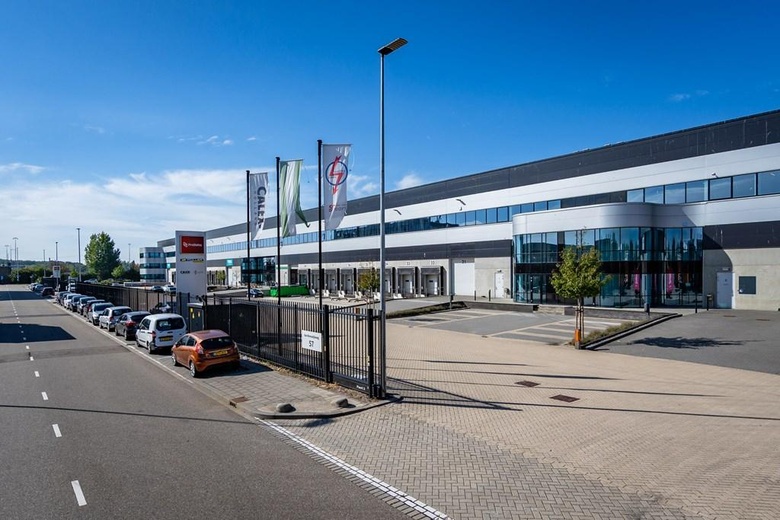 BedrijfsruimteaanVan Riemsdijkweg 57<br/> inRotterdam