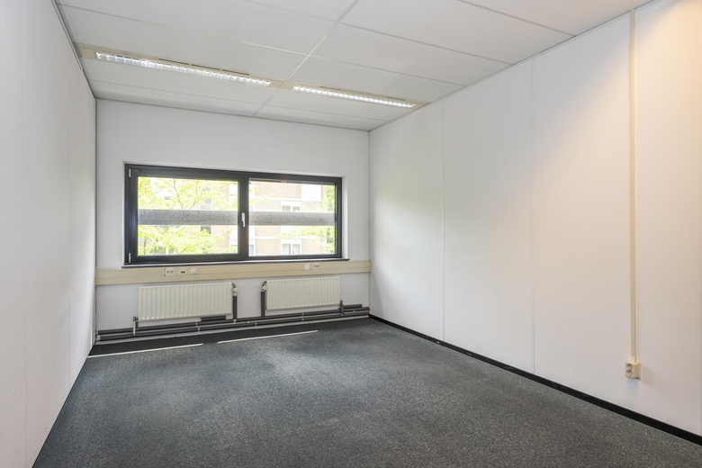 KantoorruimteaanHub Dassenplein 3<br/> inSittard KantoorruimteaanHub Dassenplein 3<br/> inSittard