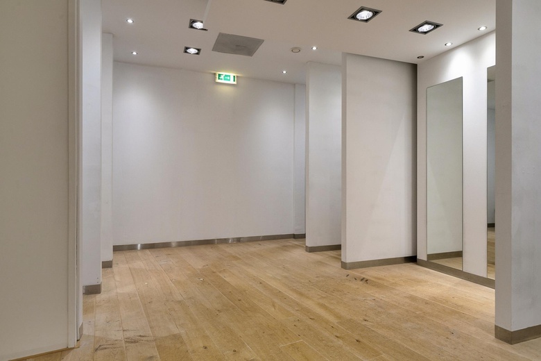 WinkelruimteaanDonkerstraat 18<br/> inHarderwijk WinkelruimteaanDonkerstraat 18<br/> inHarderwijk
