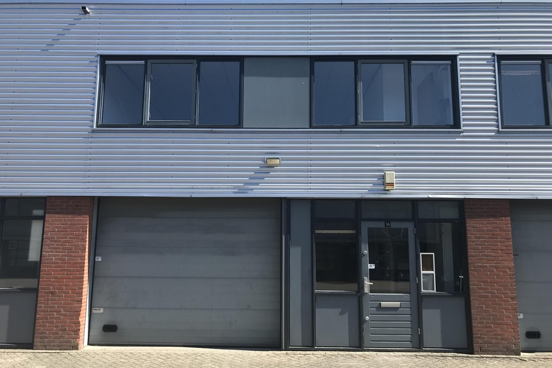 Bekijk foto 1 van Bakkenzuigerstraat 36