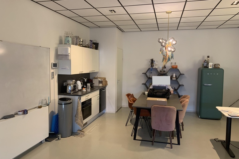 BedrijfsruimteaanTokyostraat 19 H<br/> inLijnden