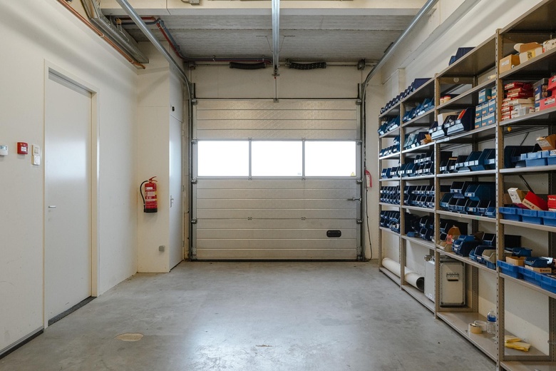 BedrijfsruimteaanSaksenweg 42 F<br/> inOss BedrijfsruimteaanSaksenweg 42 F<br/> inOss