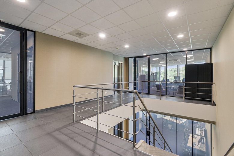 BedrijfsruimteaanLindeboomseweg 51-53<br/> inAmersfoort BedrijfsruimteaanLindeboomseweg 51-53<br/> inAmersfoort