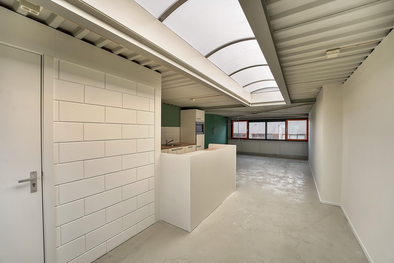 BedrijfsruimteaanIndustrieweg 28 a<br/> inVoorschoten