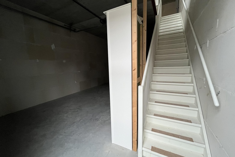 BedrijfsruimteaanGroningenhaven 1 19<br/> inNieuwegein BedrijfsruimteaanGroningenhaven 1 19<br/> inNieuwegein