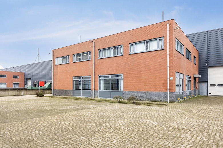 BedrijfsruimteaanDe Steenbok 30 - 32<br/> inDen Bosch