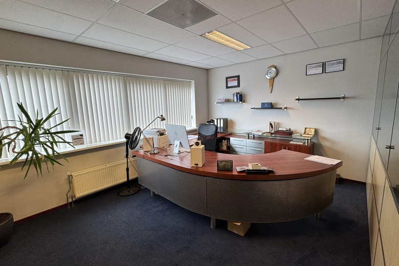 BedrijfsruimteaanIndustriestraat 6 A<br/> inHardinxveld-Giessendam
