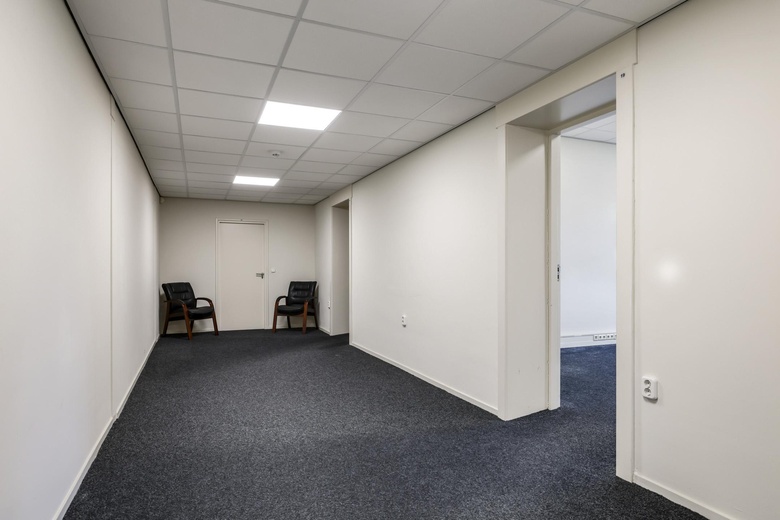 KantoorruimteaanPoort van Midden Gelderland Blauw 3<br/> inHeteren