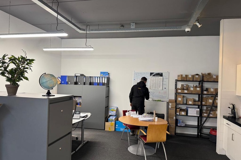 BedrijfsruimteaanAlblasstraat 10 B<br/> inRotterdam BedrijfsruimteaanAlblasstraat 10 B<br/> inRotterdam