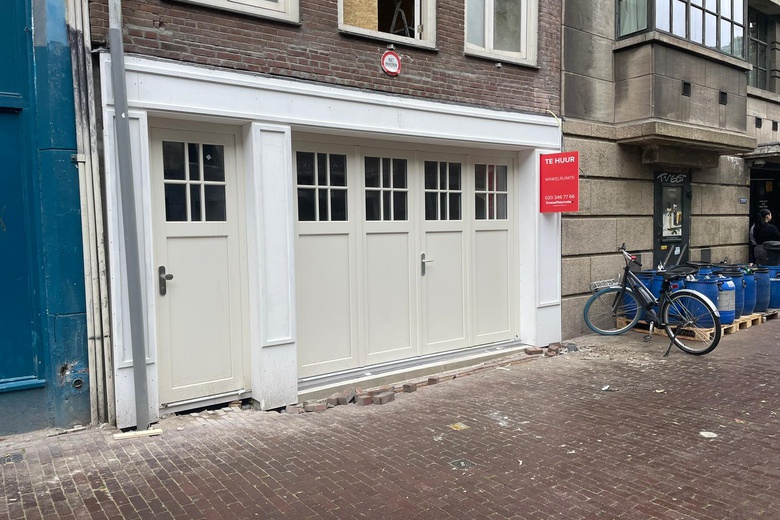 WinkelruimteaanSpuistraat 214 H<br/> inAmsterdam