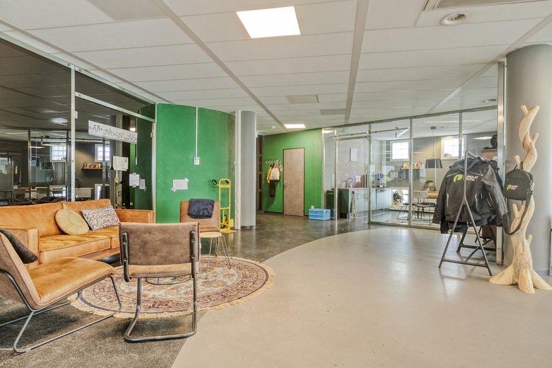 KantoorruimteaanVan Asch van Wijckstraat 2 - 4<br/> inAmersfoort KantoorruimteaanVan Asch van Wijckstraat 2 - 4<br/> inAmersfoort
