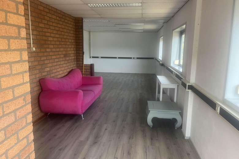 Bedrijfsruimte Roosendaal - Leemstraat 5 a - Foto 16