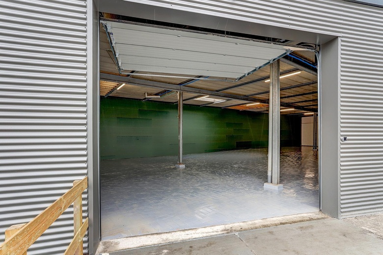 BedrijfsruimteaanMarshallweg 16<br/> inLeeuwarden BedrijfsruimteaanMarshallweg 16<br/> inLeeuwarden