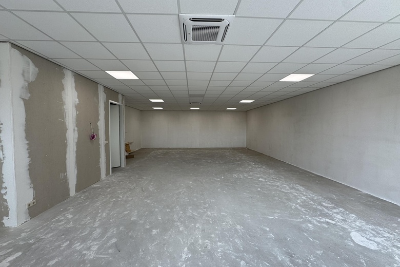 BedrijfsruimteaanMarconistraat 37<br/> inZwolle BedrijfsruimteaanMarconistraat 37<br/> inZwolle