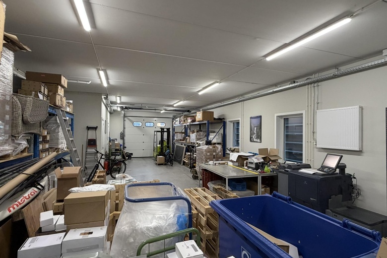 BedrijfsruimteaanJulianaweg 200 a<br/> inVolendam