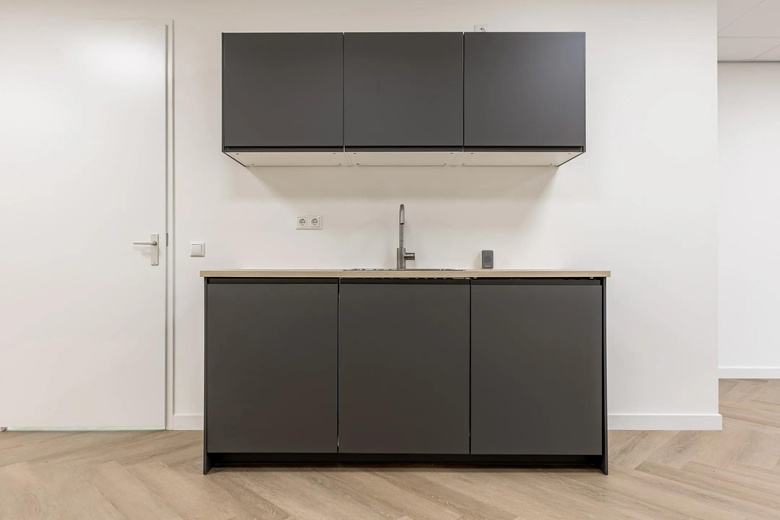 Bedrijfsruimteaande Waal 20 S<br/> inBest