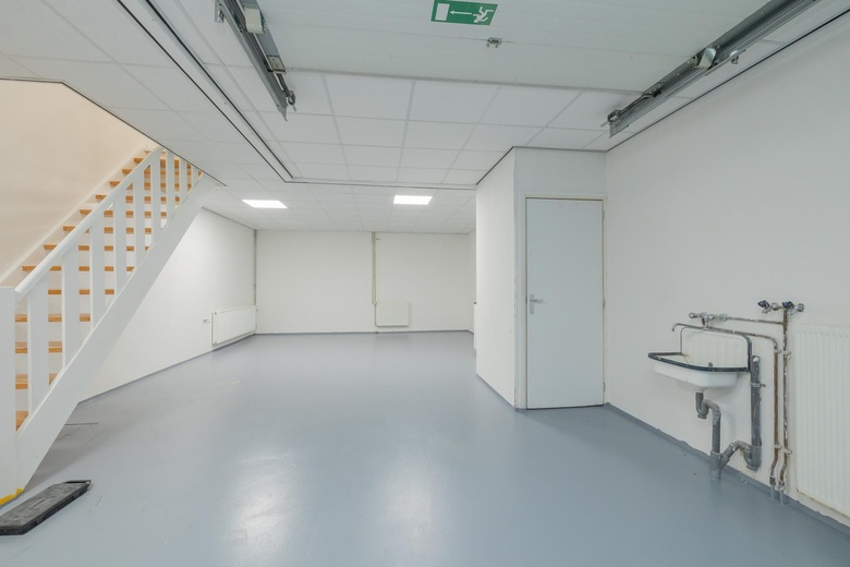 BedrijfsruimteaanMeer en Duin 24 B<br/> inLisse BedrijfsruimteaanMeer en Duin 24 B<br/> inLisse