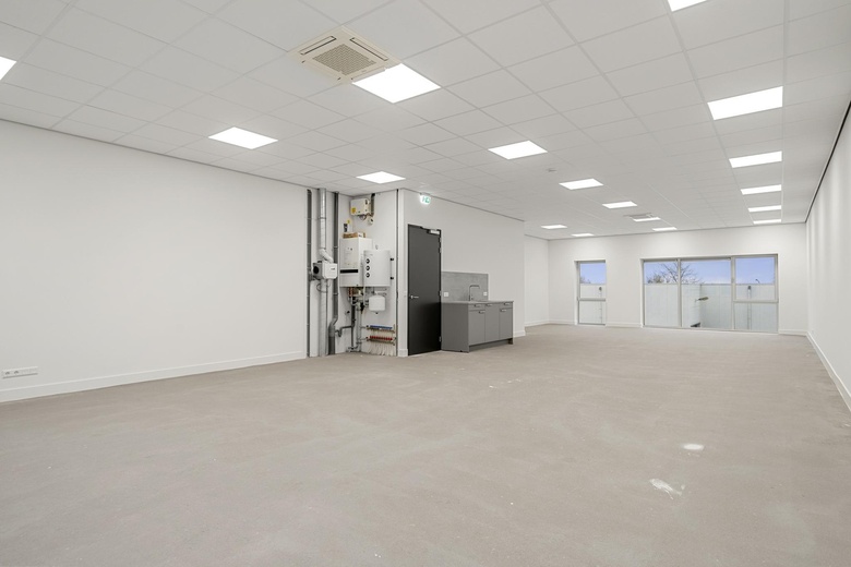 BedrijfsruimteaanBuskesdries 4<br/> inAndelst