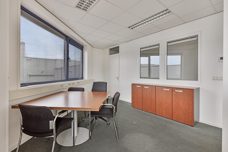 Bedrijfsruimte Roosendaal - Schotsbossenstraat 8 - Foto 27
