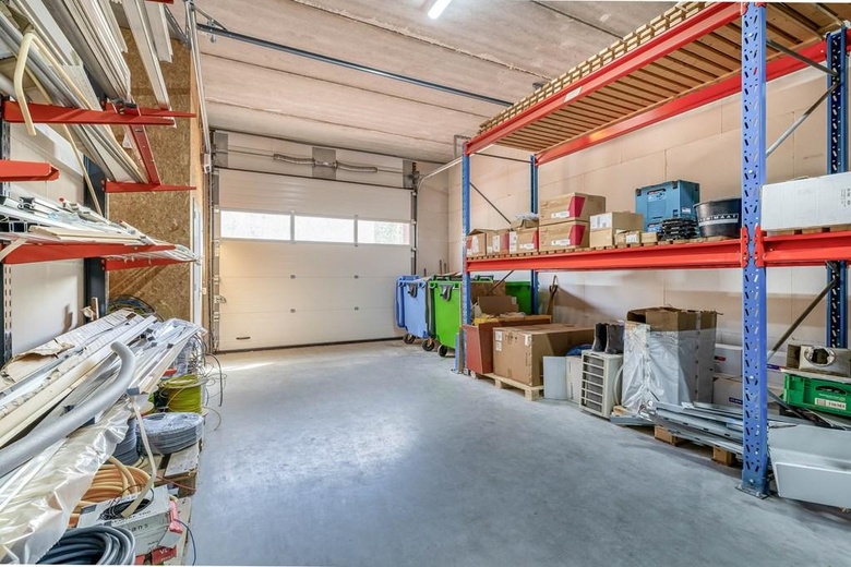 BedrijfsruimteaanStaringlaan 14 D<br/> inWaddinxveen