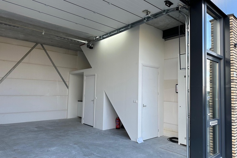 BedrijfsruimteaanDirk Verheulweg 2 A 4<br/> inWaddinxveen BedrijfsruimteaanDirk Verheulweg 2 A 4<br/> inWaddinxveen