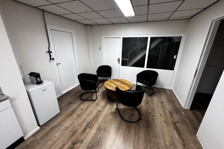 KantoorruimteaanMolenvliet 17<br/> inZwijndrecht