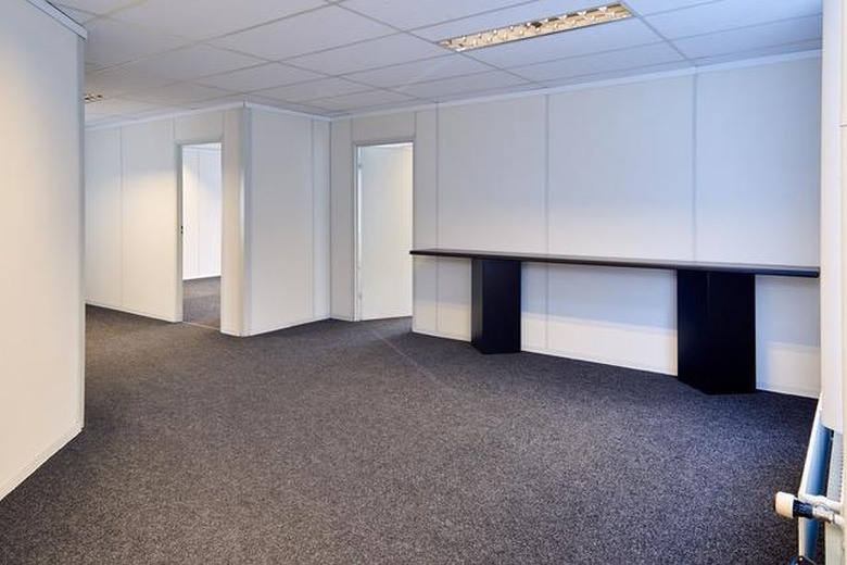 BedrijfsruimteaanHortsedijk 106 A<br/> inHelmond