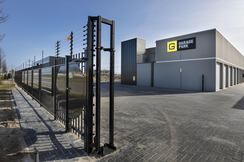 BedrijfsruimteaanReedijk 7<br/> inHeinenoord BedrijfsruimteaanReedijk 7<br/> inHeinenoord