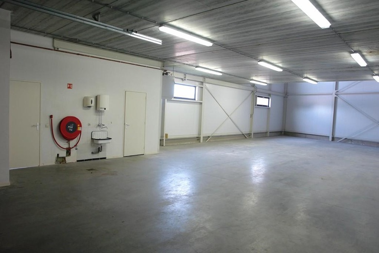 BedrijfsruimteaanKoningshoek 19 A<br/> inLage Mierde