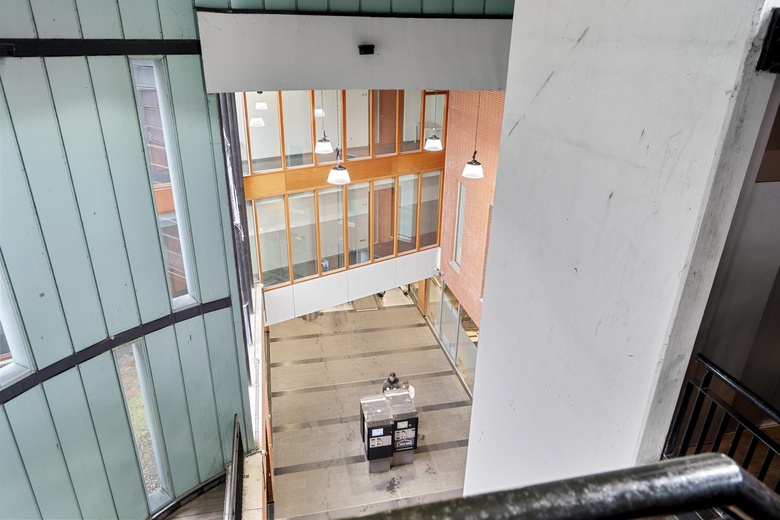 BedrijfsruimteaanVelperbinnensingel 2<br/> inArnhem BedrijfsruimteaanVelperbinnensingel 2<br/> inArnhem