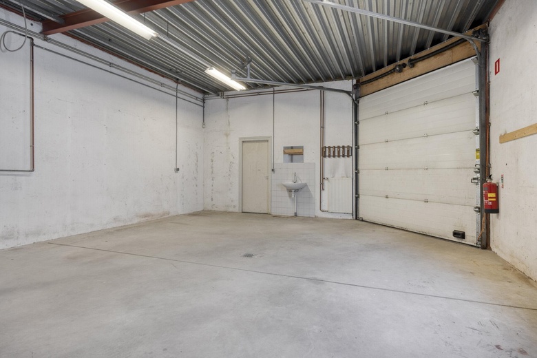 BedrijfsruimteaanLage Weide 25<br/> inWarnsveld BedrijfsruimteaanLage Weide 25<br/> inWarnsveld