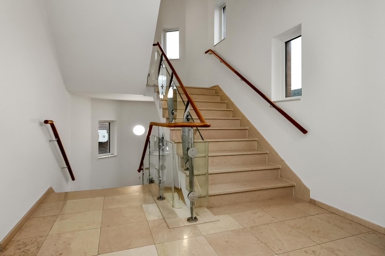 KantoorruimteaanHoofdstraat 135<br/> inVelp