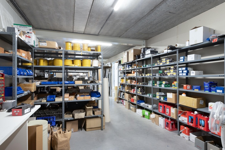 BedrijfsruimteaanDirk Verheulweg 12<br/> inWaddinxveen