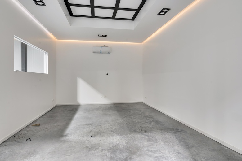 BedrijfsruimteaanKristalweg 15<br/> inHerten