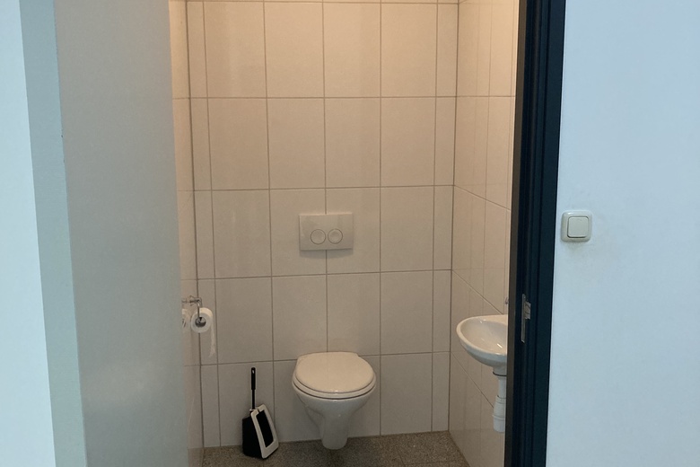 BedrijfsruimteaanMarie Curieweg 1<br/> inRoermond BedrijfsruimteaanMarie Curieweg 1<br/> inRoermond