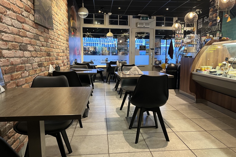 HorecaaanMarktstraat 25<br/> inNaarden HorecaaanMarktstraat 25<br/> inNaarden