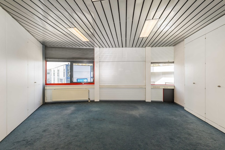 KantoorruimteaanInnsbruckweg 90<br/> inRotterdam KantoorruimteaanInnsbruckweg 90<br/> inRotterdam