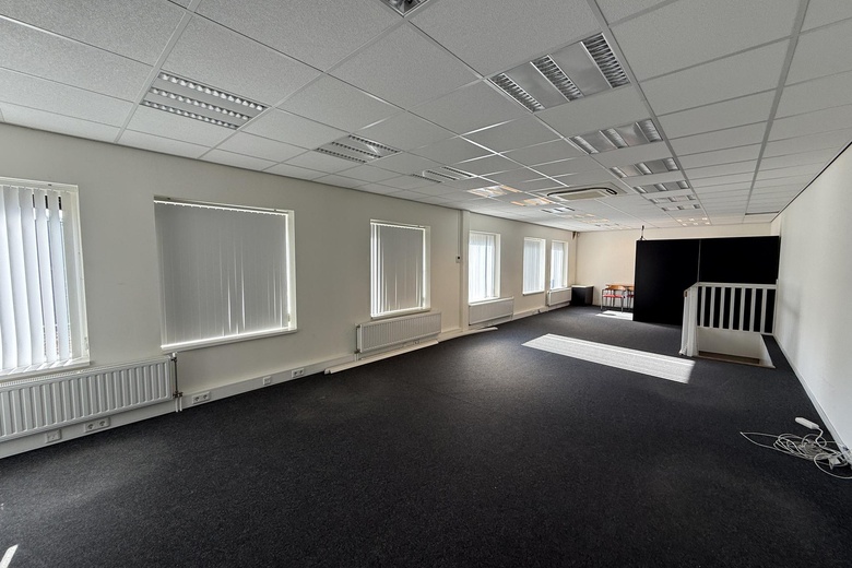 KantoorruimteaanVenbroekstraat 7<br/> inNieuwkuijk KantoorruimteaanVenbroekstraat 7<br/> inNieuwkuijk