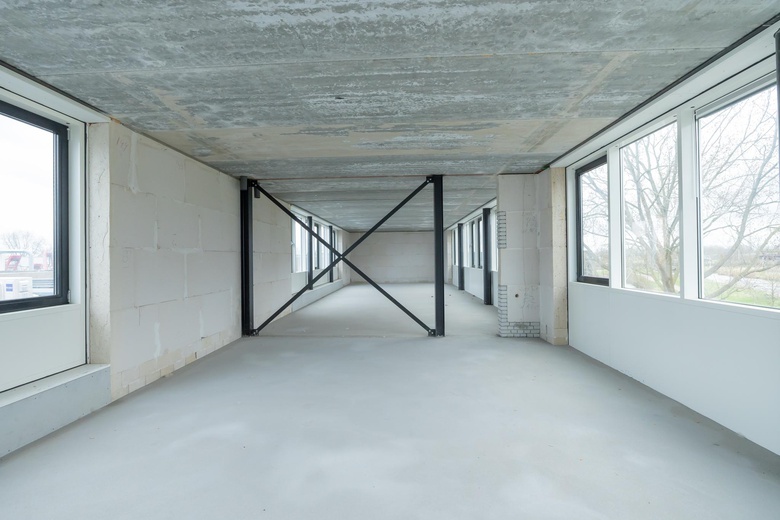BedrijfsruimteaanProduktieweg 44<br/> inZoeterwoude BedrijfsruimteaanProduktieweg 44<br/> inZoeterwoude