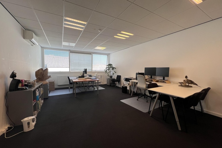 KantoorruimteaanVeersedijk 59<br/> inHendrik-Ido-Ambacht